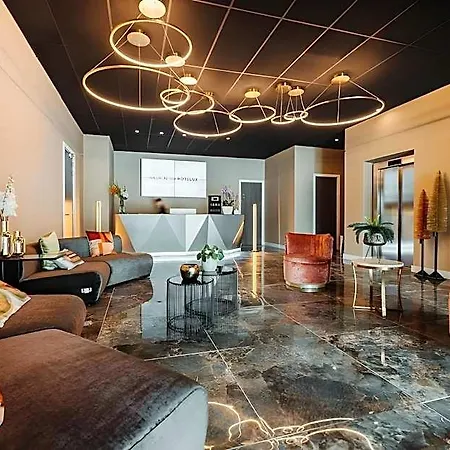 Hotelux Airport 호텔