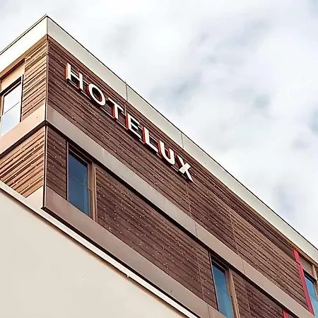 Hotel Hotelux Airport 4*