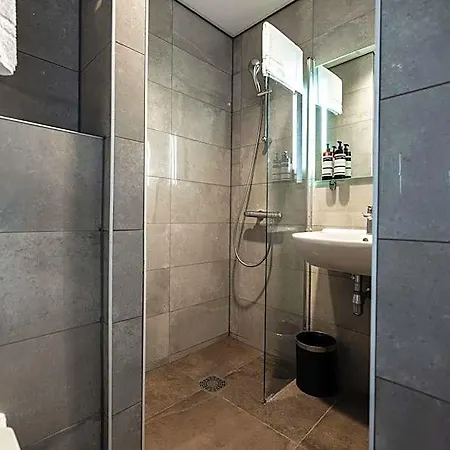 Hotelux Airport 4* 암스테르담