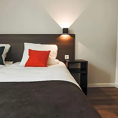 Hotelux Airport Hotel Amsterdam