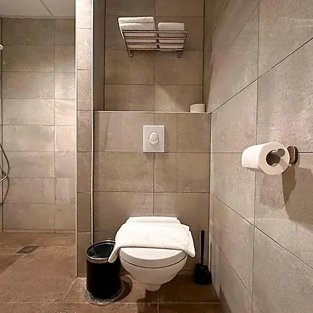 Hotelux Airport
